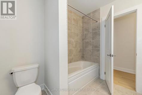 124 Dorothy Drive Blue Mountains ON N0H 1J0