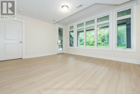 124 Dorothy Drive Blue Mountains ON N0H 1J0