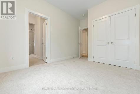 124 Dorothy Drive Blue Mountains ON N0H 1J0
