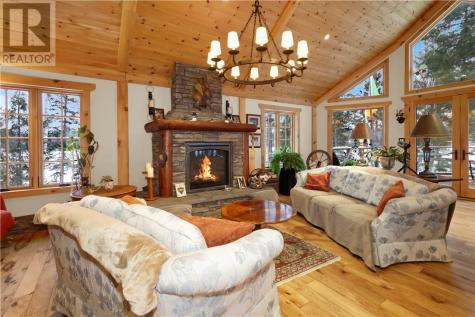 28 Beaver Pond Road Elliot Lake ON P5A 2J7