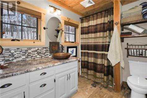 28 Beaver Pond Road Elliot Lake ON P5A 2J7