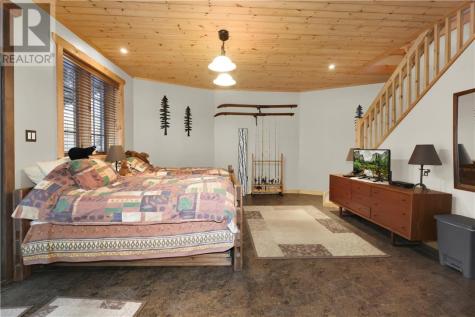 28 Beaver Pond Road Elliot Lake ON P5A 2J7