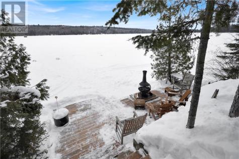 28 Beaver Pond Road Elliot Lake ON P5A 2J7