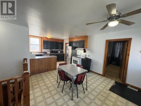 98 Paul Drive Lanark Highlands ON K0G 1K0