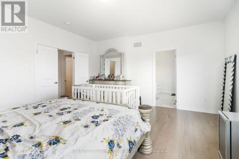 35 Petch Avenue Caledon ON L7C 4J7