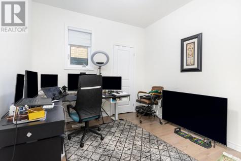 35 Petch Avenue Caledon ON L7C 4J7