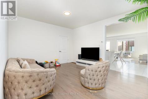 35 Petch Avenue Caledon ON L7C 4J7