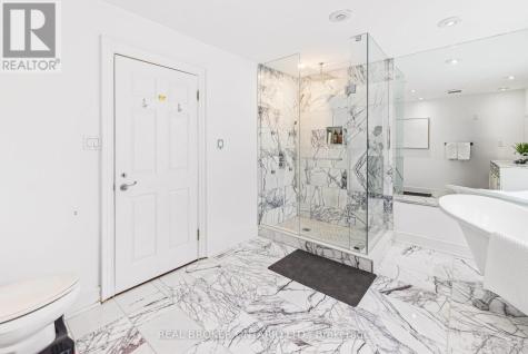 106 Teefy Avenue Richmond Hill (south Richvale) ON L4C 8C6