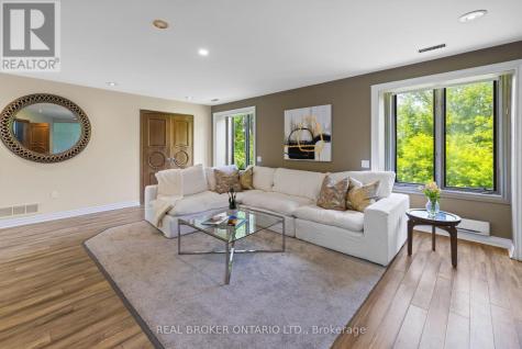 106 Teefy Avenue Richmond Hill (south Richvale) ON L4C 8C6