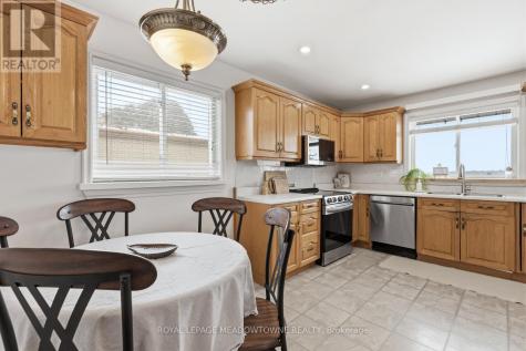 61 Aldred Drive Scugog ON L9L 1B4