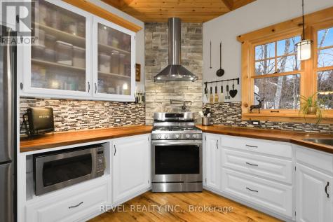 28 Beaver Pond Road Elliot Lake ON P5A 2J7