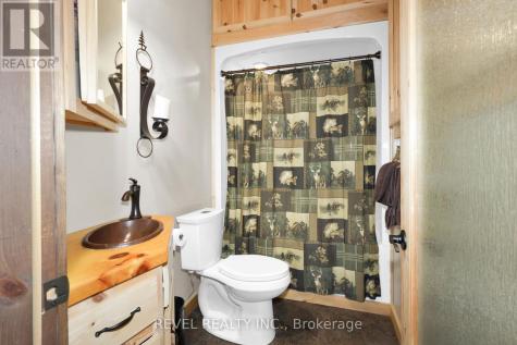 28 Beaver Pond Road Elliot Lake ON P5A 2J7
