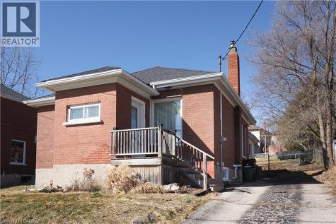 19 Paisley Heights Cambridge ON N1R 1B4