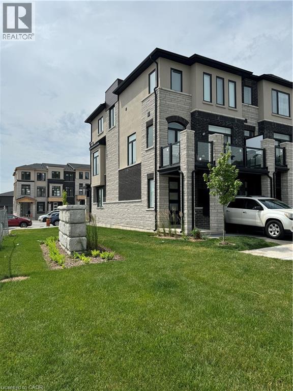 290 Equestrian Way Cambridge ON N3E 0E7