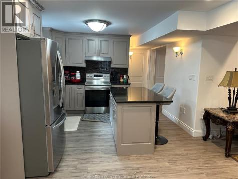 2127 Dominion Boulevard Windsor ON N9B 3H8