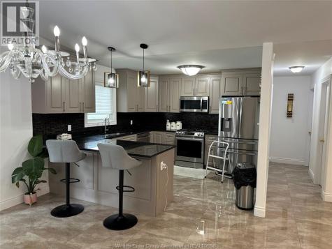 2127 Dominion Boulevard Windsor ON N9B 3H8