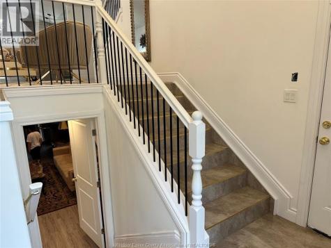 2127 Dominion Boulevard Windsor ON N9B 3H8