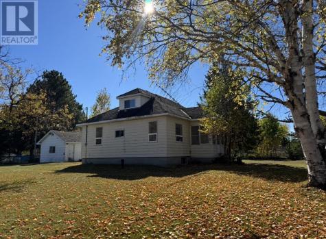 22 Low Avenue Gogama ON P0M 1W0