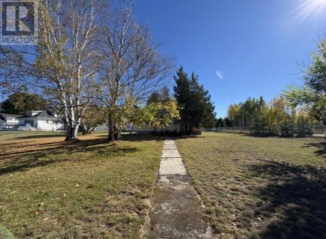 22 Low Avenue Gogama ON P0M 1W0