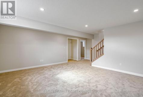 33 Hemlock Crescent Aylmer ON N5H 0C1