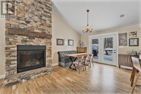 48 Tall Pines Drive Tiny ON L9M 0H4