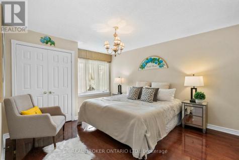 36 Ellingwood Court Markham (unionville) ON L3R 8A7