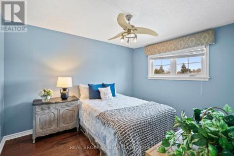 36 Ellingwood Court Markham (unionville) ON L3R 8A7