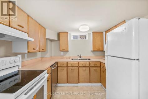 36 Ellingwood Court Markham (unionville) ON L3R 8A7