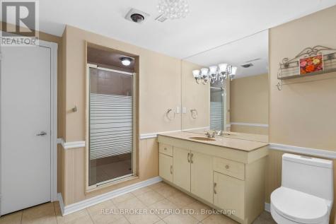 36 Ellingwood Court Markham (unionville) ON L3R 8A7