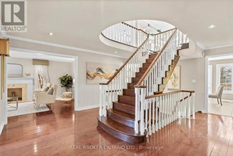 36 Ellingwood Court Markham (unionville) ON L3R 8A7