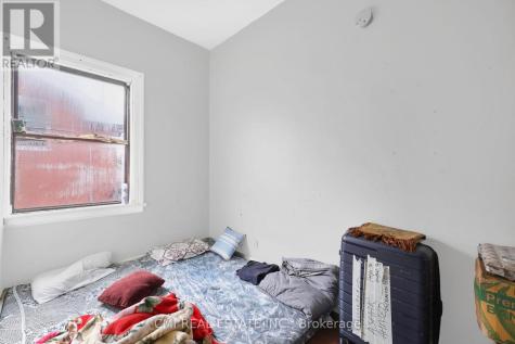 82 Marlborough Street Brantford ON N3T 2S3