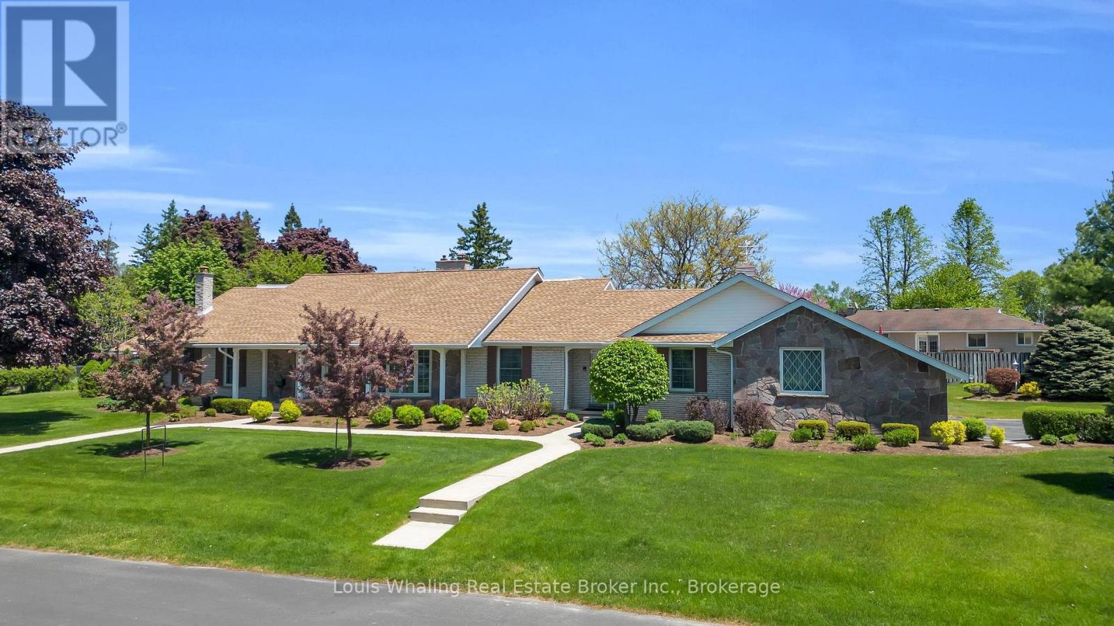 241 4th Avenue Hanover ON N4N 2B6