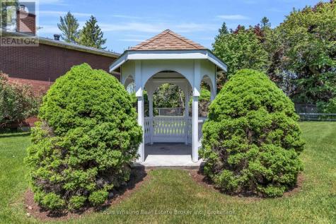 241 4th Avenue Hanover ON N4N 2B6