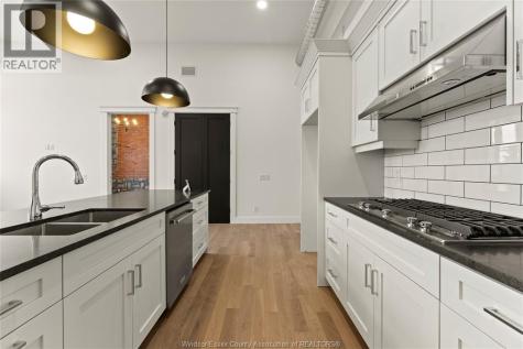 247 Brock Street Amherstburg ON N9V 2H4