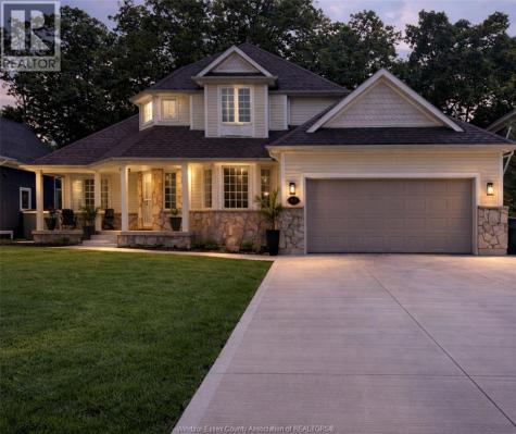 313 Crystal Bay Drive Amherstburg ON N9V 4A6