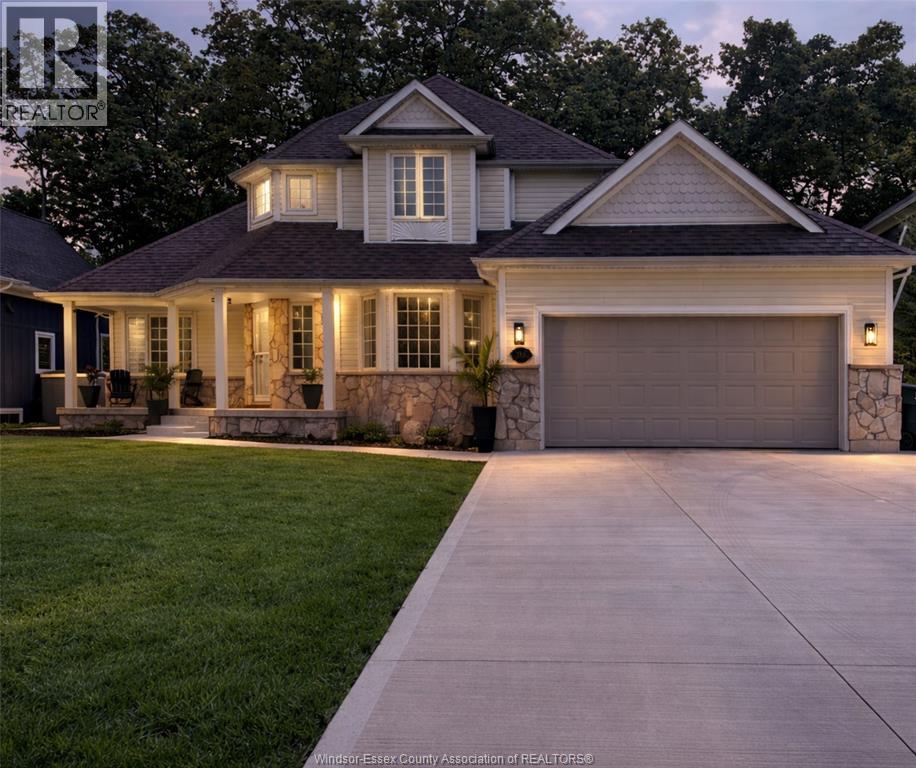 313 Crystal Bay Drive Amherstburg ON N9V 4A6