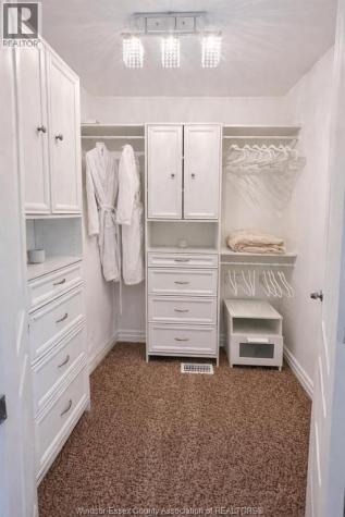 313 Crystal Bay Drive Amherstburg ON N9V 4A6