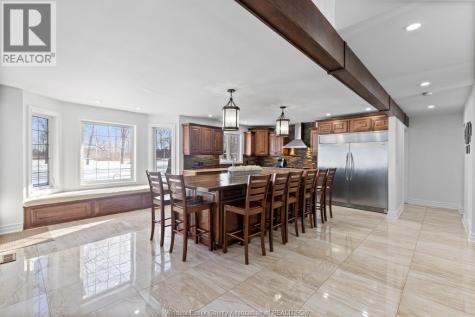 313 Crystal Bay Drive Amherstburg ON N9V 4A6