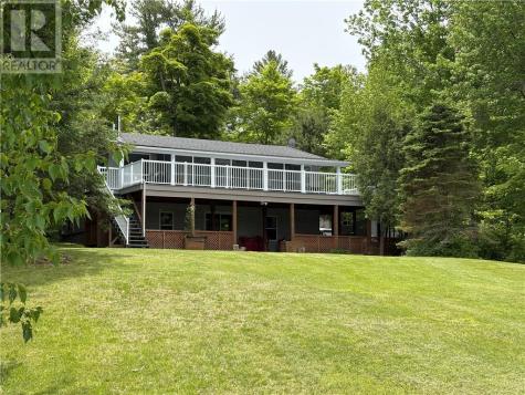 314 Perry Avenue Killarney ON P0M 2A0