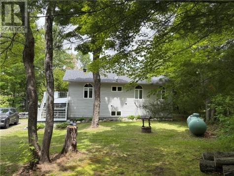 314 Perry Avenue Killarney ON P0M 2A0