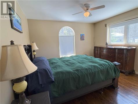 314 Perry Avenue Killarney ON P0M 2A0