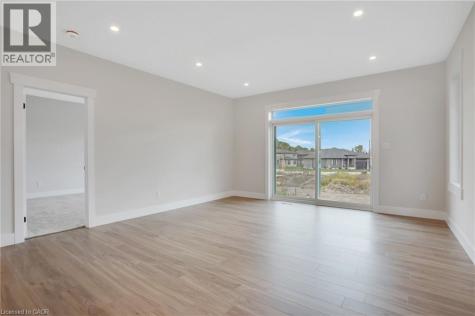 24 Moon Crescent Cambridge ON N1S 5B4