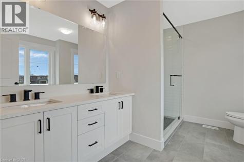 24 Moon Crescent Cambridge ON N1S 5B4