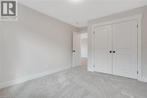 24 Moon Crescent Cambridge ON N1S 5B4