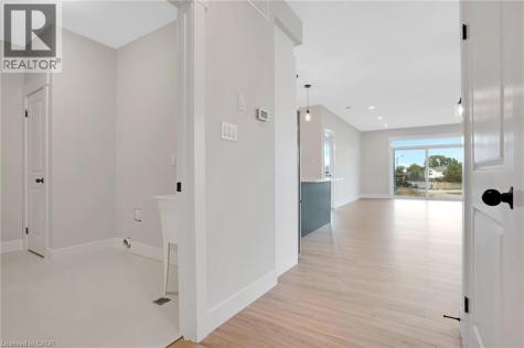 24 Moon Crescent Cambridge ON N1S 5B4