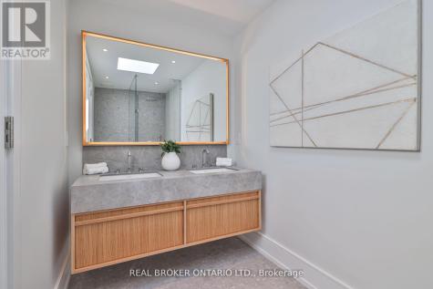 444 Roxton Road Toronto (palmerston-little Italy) ON M6G 3R4