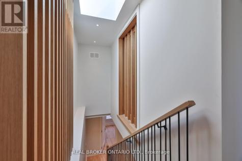 444 Roxton Road Toronto (palmerston-little Italy) ON M6G 3R4