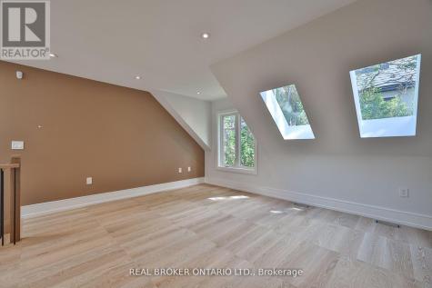 444 Roxton Road Toronto (palmerston-little Italy) ON M6G 3R4