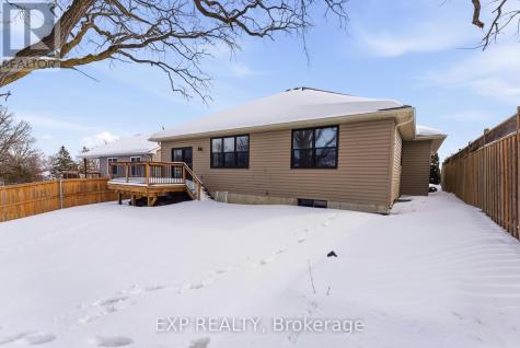 62 Craig Street Belleville (belleville Ward) ON K8P 2J9