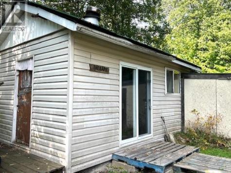 22B Champagne Avenue St. Charles ON P0M 2W0
